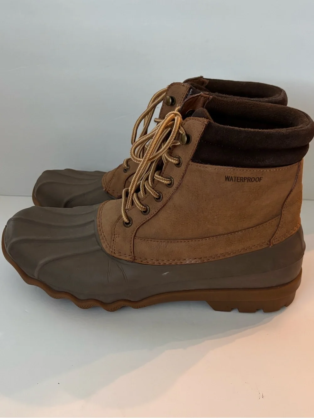 Sperry durable brown